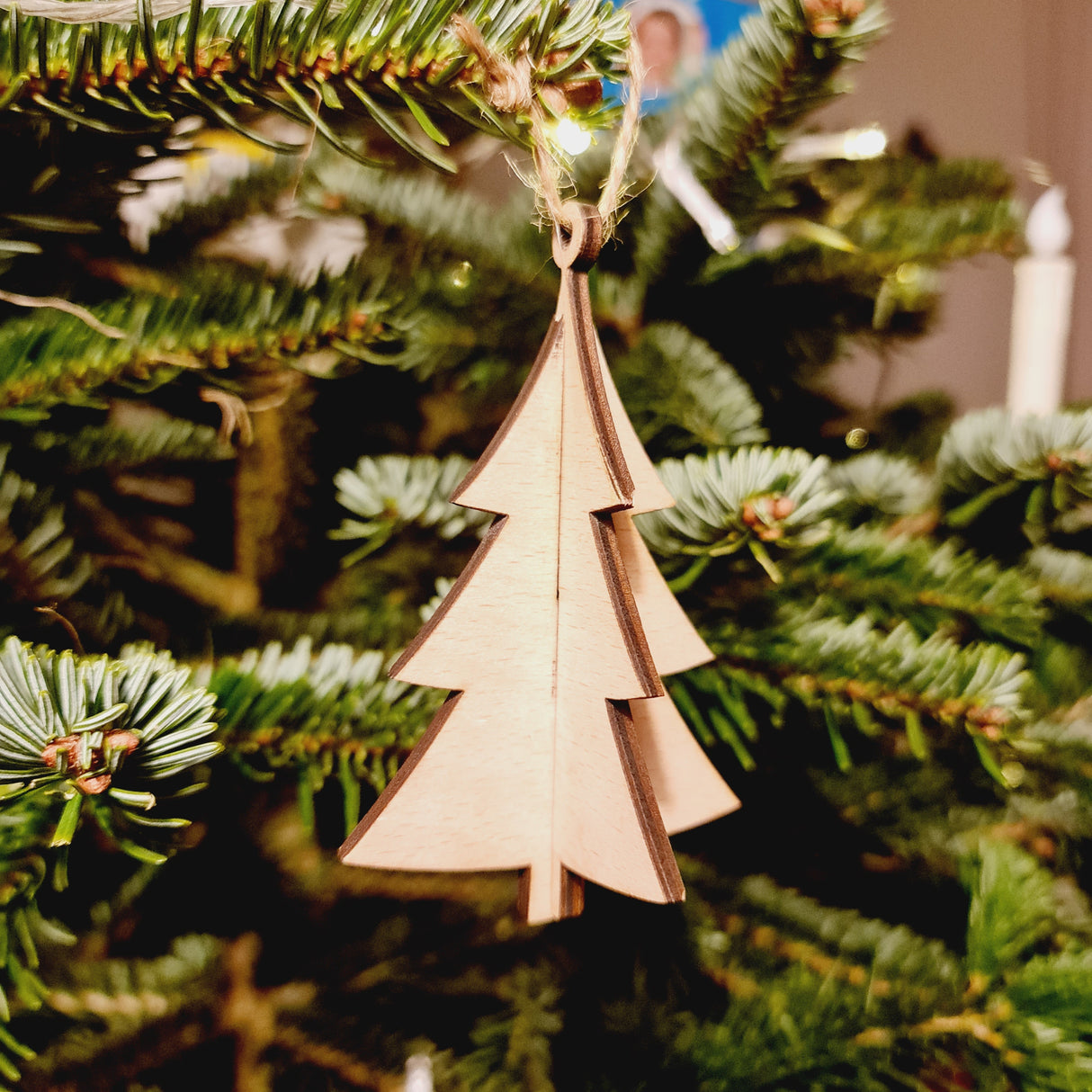 Wisewoodz 3D Weihnachtsbaum-Anhänger x 2: Festlicher Holz-Zauber! 🎄