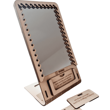 Kinderspiegel aus Holz zur Entwicklung und Stärkung von Selbstvertrauen und Selbstwertgefühl