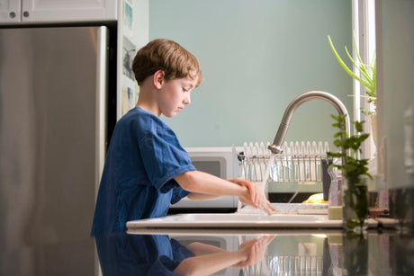 Sind Hausarbeiten gut für Kinder?
